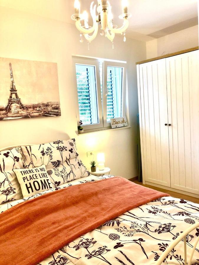 Apartment Flora มาคาร์สกา ภายนอก รูปภาพ