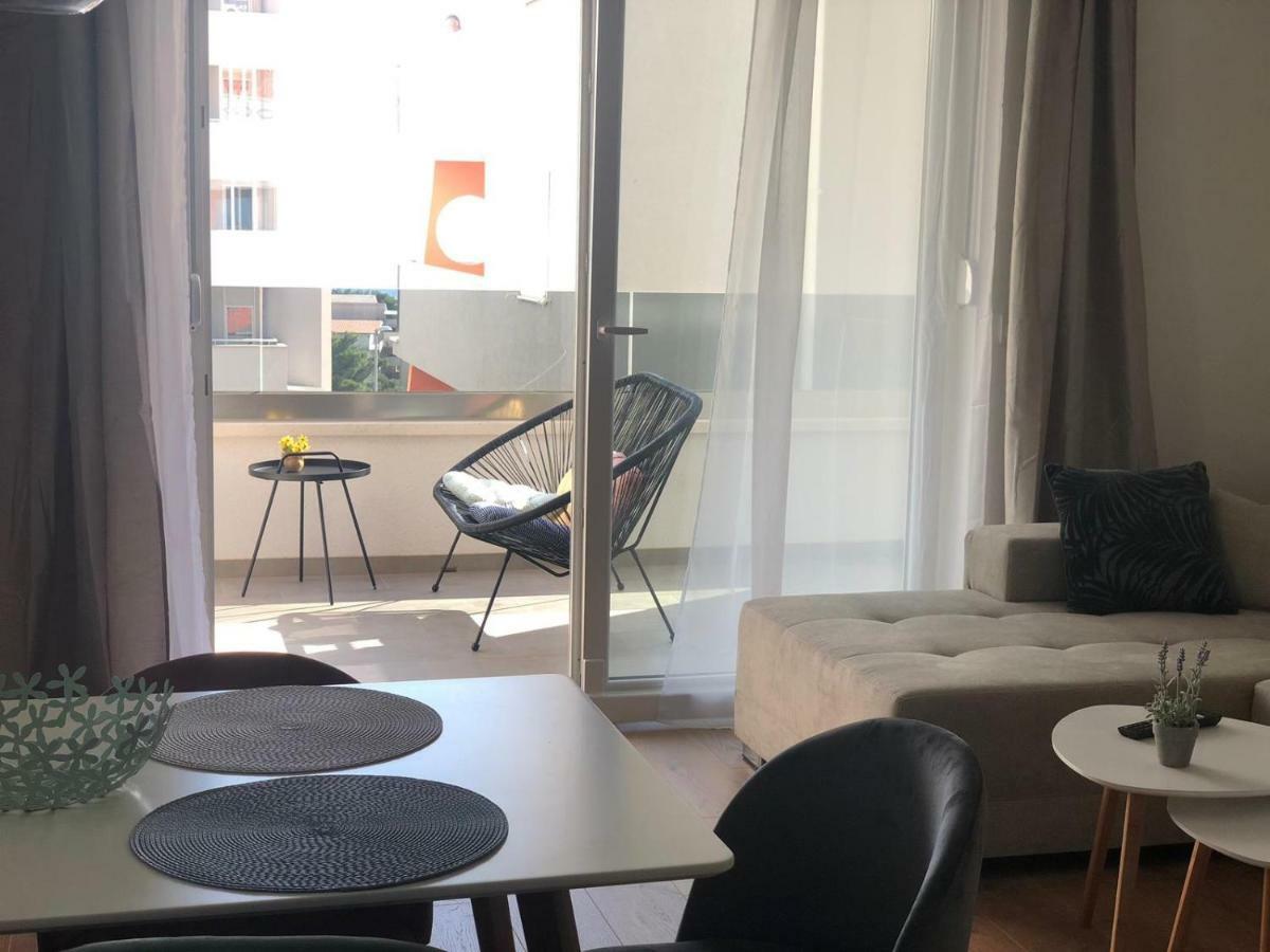 Apartment Flora มาคาร์สกา ภายนอก รูปภาพ